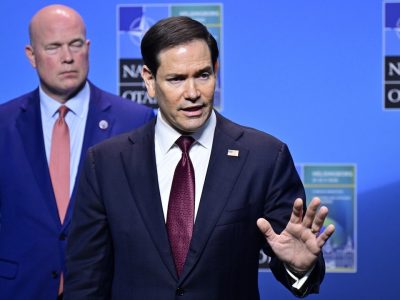 Rubio: Washington contempla un “plan B” para reabrir el estrecho de Ormuz
