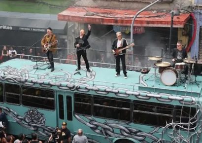 La banda U2 graba video musical en el centro de Ciudad de México