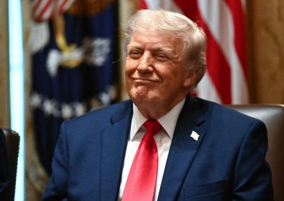Informe médico afirma que Trump tiene salud cardíaca de 65 años