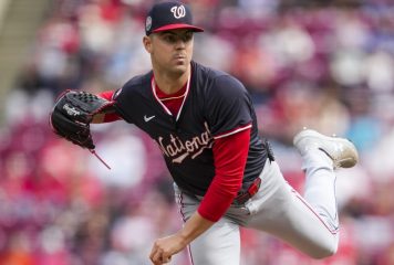 Gore brilla desde la lomita y guía la victoria de los Rangers sobre Arizona