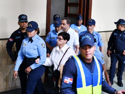 Defensa de hermanos Espaillat pide juicio de fondo en caso Jet Set