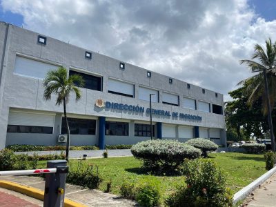 DGM recuerda obligatoriedad de regular condición migratoria de trabajadores extranjeros en el país