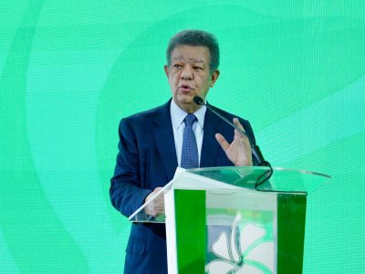 Leonel Fernández aboga por equilibrio entre minería y protección ambiental en caso Romero