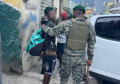 Migración deporta más de 1,200 indocumentados y refuerza operativos en todo el país