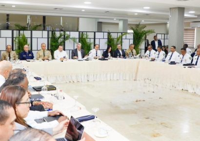 Presidente Abinader encabeza reunión para reforzar el Plan de Seguridad Ciudadana