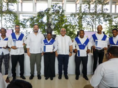 Promipyme participa 3ra Graduación Líderes Comunitarios Voluntariado Ambiental