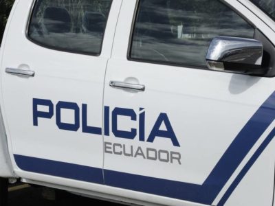 Detienen a siete personas, incluidos seis servidores públicos, en operativo por presunta concusión en Ecuador