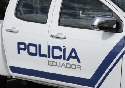 Detienen a siete personas, incluidos seis servidores públicos, en operativo por presunta concusión en Ecuador
