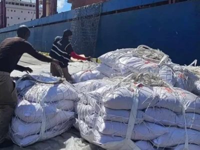 China envía 15.000 toneladas de arroz a Cuba como parte de ayuda alimentaria de emergencia