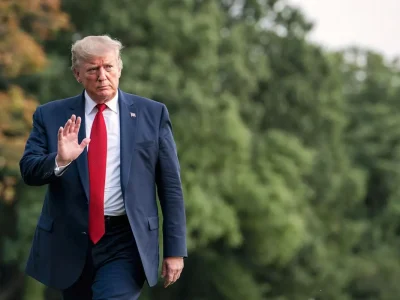 Trump niega incitar independencia de Taiwán y descarta guerra con China