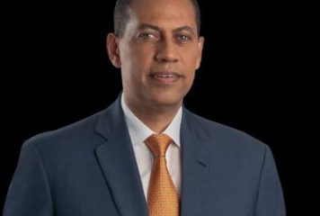 Copppal designa a Guido Gómez Mazara como jefe de observadores para elecciones presidenciales en Colombia