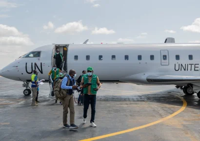 OACI afirma que transporte aéreo sigue seguro pese al brote de ébola