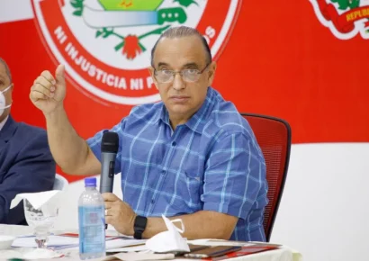 Quique Antún convoca independientes para elecciones 2028