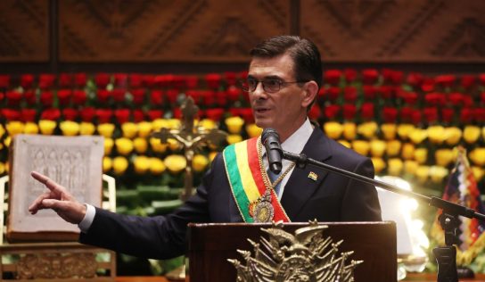 Gobierno de Bolivia acuerda con mineros tras violentas protestas en La Paz