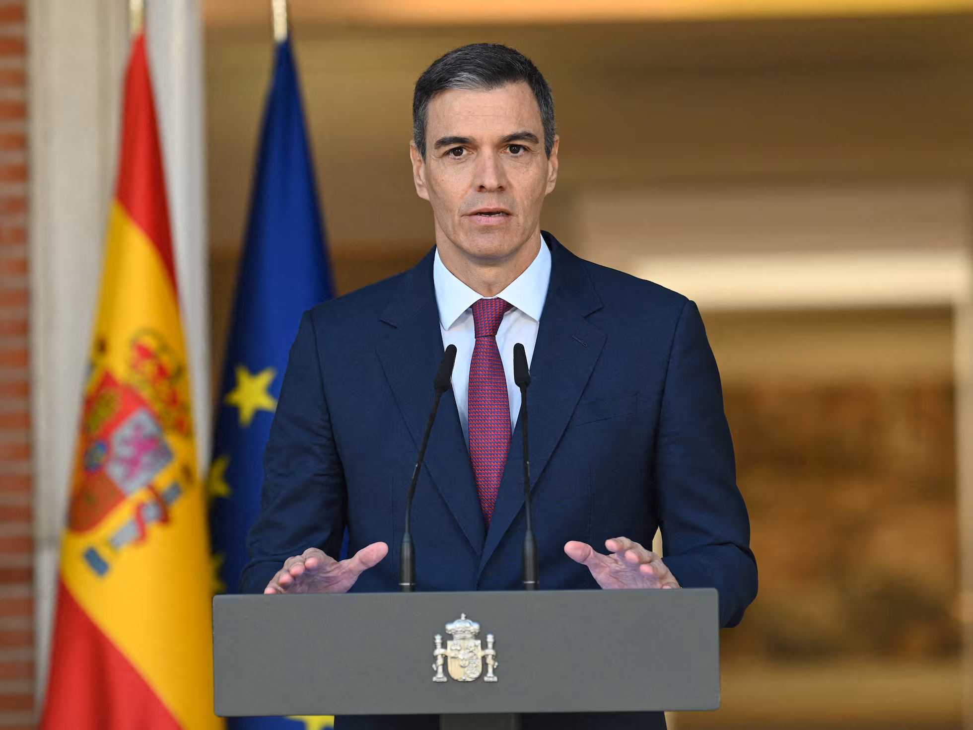 Unidad de investigación de la Policía interviene el partido de Pedro Sánchez