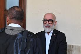 Ángel Martínez condenado a seis meses de prisión por difamar a Milagros De Camps