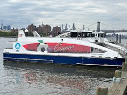 Nueva York amplía servicio de ferry por Mundial y verano