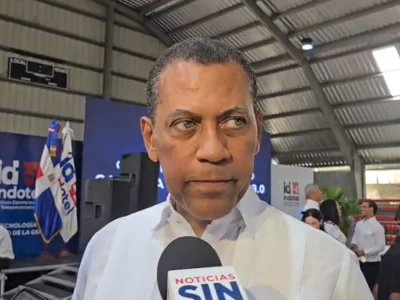 Gómez Mazara explica las dificultades para bloquear celulares en cárceles de zonas densamente pobladas