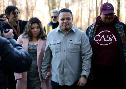 Juez desestima demanda contra salvadoreño deportado por Trump
