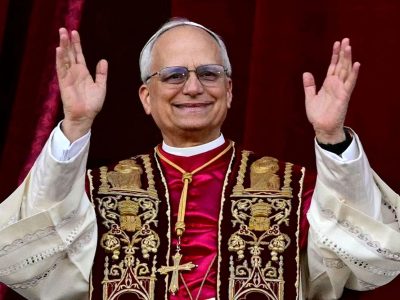 El papa León XIV celebra un año de pontificado en el sur de Italia y se declara “agradecido”