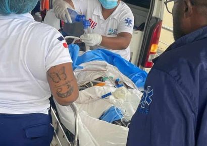 Dos niños con quemaduras graves trasladados a Santo Domingo