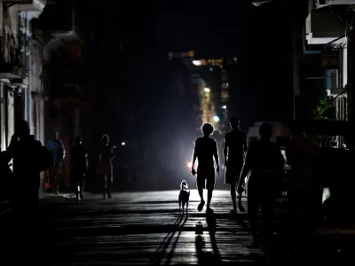 Cuba afronta apagones que afectarán al 65 % del país