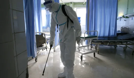 Italia refuerza controles sanitarios tras hospitalizar a dos viajeros procedentes de Uganda con síntomas febriles