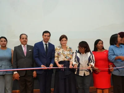 Raquel Peña inaugura Primer Festival Cultural de la Región Enriquillo