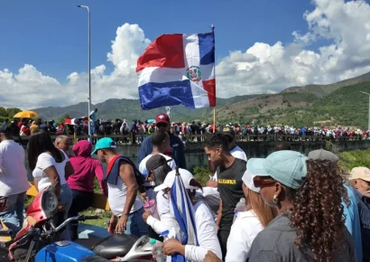 San Juan se levanta contra la minería y termina en choques con la Policía