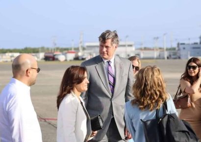 Subsecretario de EE.UU. Christopher Landau llegó al país