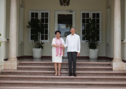Canciller Roberto Álvarez recibe a su homóloga de Ecuador, Gabriela Sommerfeld, en visita oficial a República Dominicana