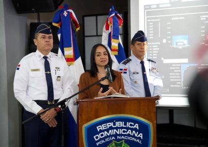 Faride Raful impulsa verificación online de móviles