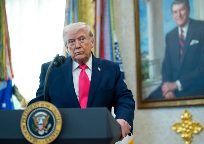 Trump afirma que Irán solicitó una reunión en Doha, pero Teherán niega conversaciones previstas