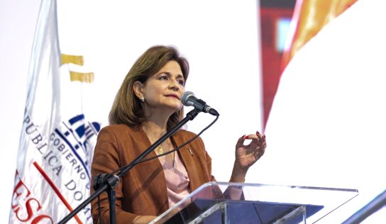 Vicepresidenta Raquel Peña asegura que reforma laboral busca fortalecer derechos de los trabajadores