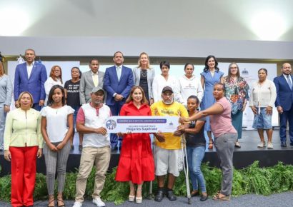Gobierno y PNUD lanzan seguro innovador para proteger hogares ante lluvias y huracanes