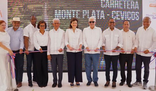 Vicepresidenta Raquel Peña entrega carreteras Monte Plata–Cevicos y San Pedro–Rincón Claro