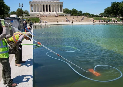 Estanque reflectante de Washington vuelve a teñirse de verde tras remodelación de Trump