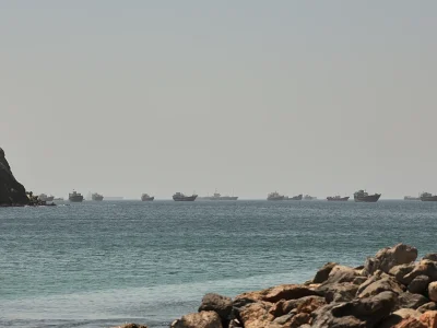 Irán ordena el cierre del estrecho de Ormuz tras ataques en Líbano y aumenta la tensión regional