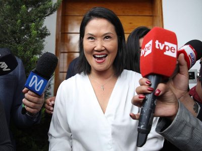 Fujimori cerca de la victoria en Perú mientras Sánchez busca anular el voto en el exterior