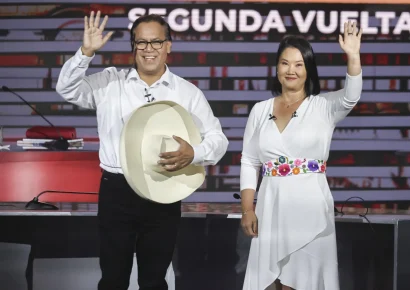 Roberto Sánchez toma ligera ventaja en el escrutinio de la segunda vuelta en Perú