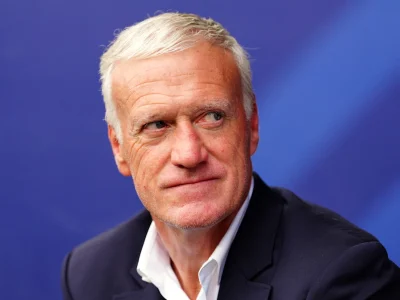 Didier Deschamps se ausentará del banquillo de Francia por fallecimiento de su madre