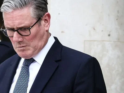 Starmer analiza su futuro político ante crecientes rumores de renuncia