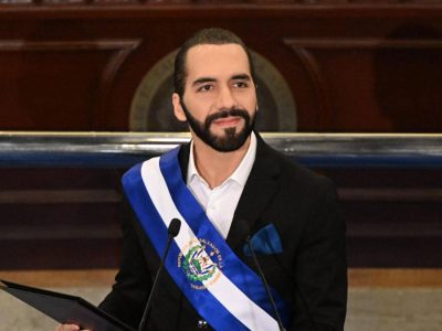 Bukele oficializa su precandidatura para buscar un tercer mandato consecutivo en El Salvador
