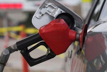 Gobierno congela precios de combustibles y aplica subsidios por RD$161.9 millones