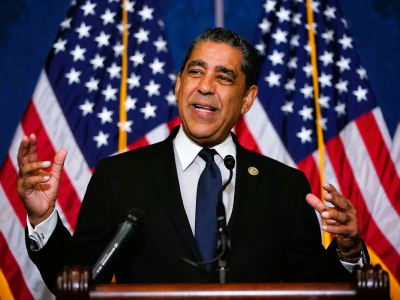 Adriano Espaillat anunció retiro tras perder primarias demócratas en Nueva York
