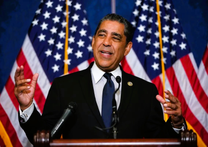 Adriano Espaillat anunció retiro tras perder primarias demócratas en Nueva York