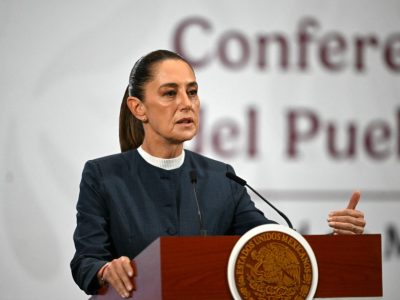 Presidenta de México se mantiene firme y afirma que no hará caso a todo lo que venga del exterior ante presiones internacionales