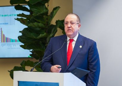 Magín Díaz anunciará medidas económicas frente a crisis internacional