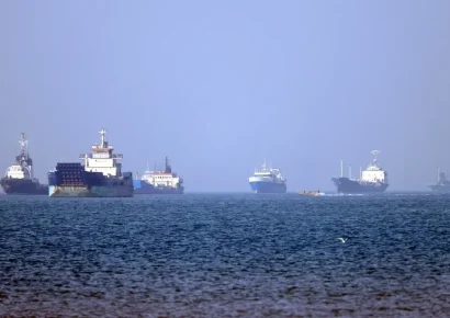 EE. UU. afirmó que aumentó el tránsito de crudo por Ormuz pese al bloqueo iraní