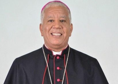 Papa León XIV designa a monseñor Andrés Napoleón Romero Cárdenas como nuevo obispo de La Vega